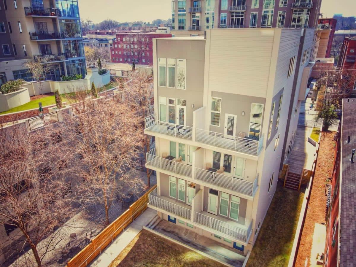 Geranium Giant Close Proximity To Piedmont Park Atlanta Exterior photo